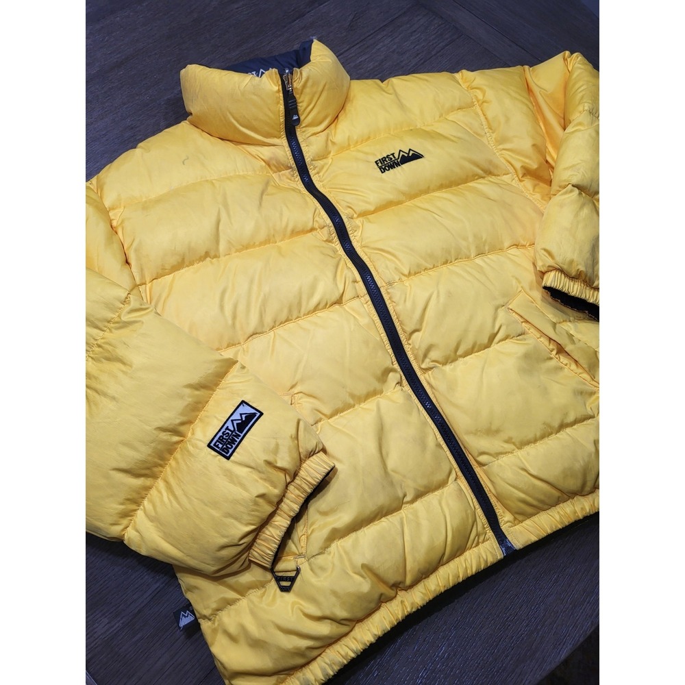 Vintage 90's First Down Yellow Puffer Jacket Size Large Rare Ski‎ Starter